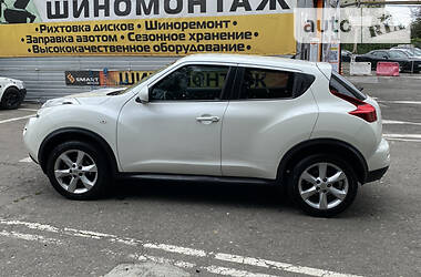 Хэтчбек Nissan Juke 2013 в Киеве