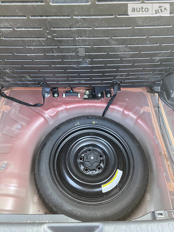 Позашляховик / Кросовер Nissan Juke 2015 в Києві фото 39 Позашляховик / Кросовер Nissan Juke 2015 в Києві