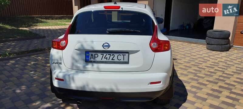 Внедорожник / Кроссовер Nissan Juke 2014 в Запорожье