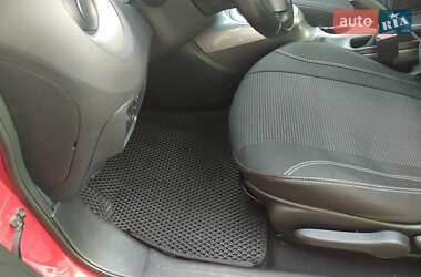 Внедорожник / Кроссовер Nissan Juke 2013 в Киеве