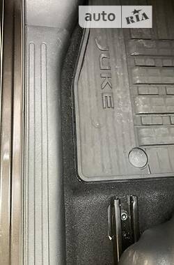 Внедорожник / Кроссовер Nissan Juke 2012 в 