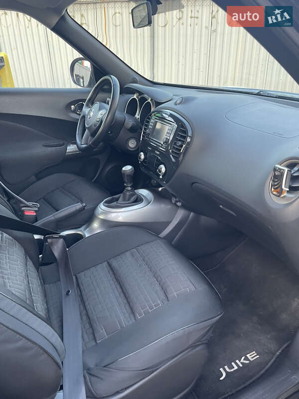 Позашляховик / Кросовер Nissan Juke 2012 в Чернівцях