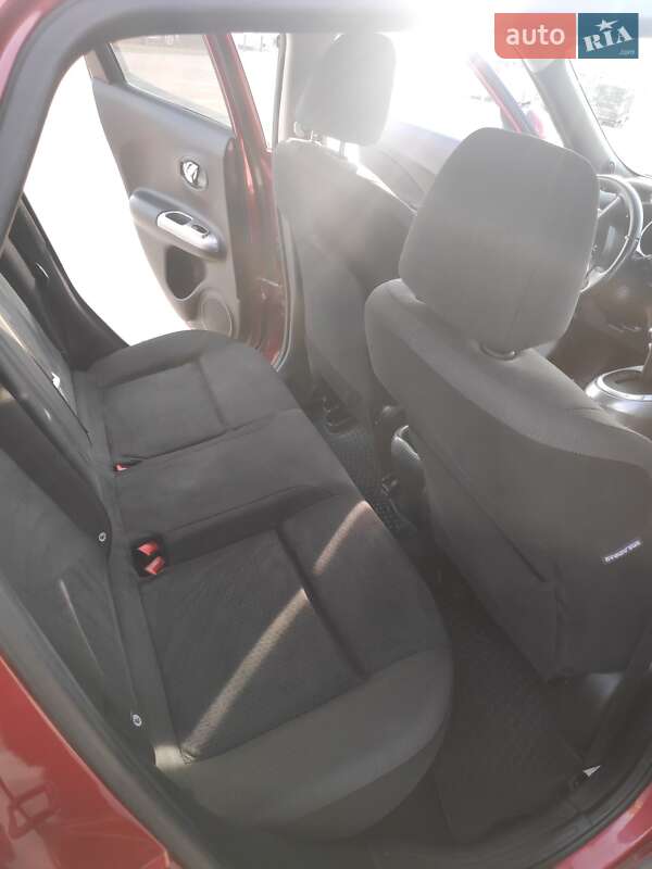 Позашляховик / Кросовер Nissan Juke 2013 в Первомайську