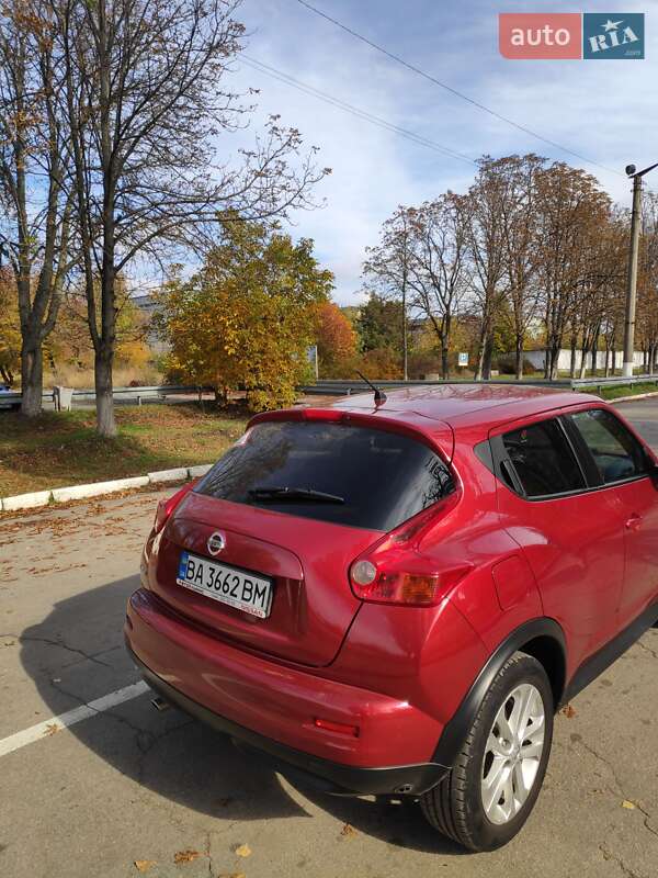 Позашляховик / Кросовер Nissan Juke 2013 в Первомайську