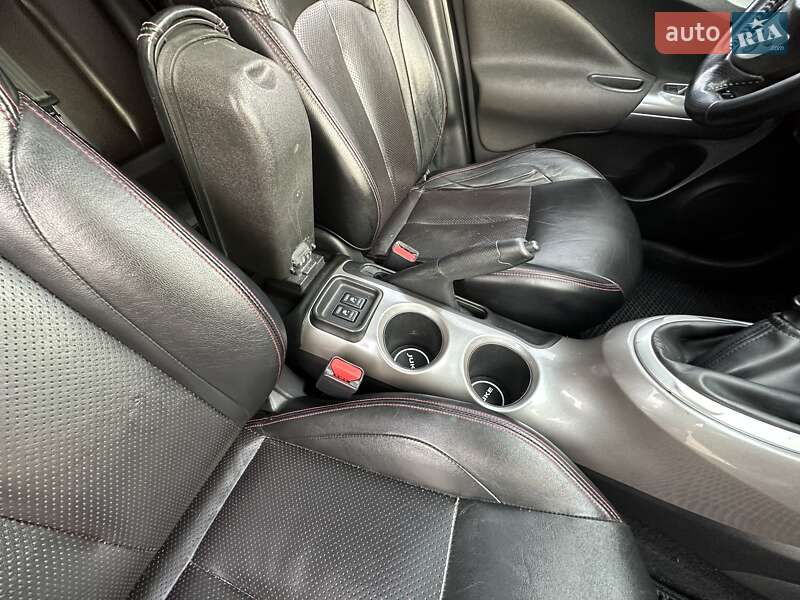 Позашляховик / Кросовер Nissan Juke 2011 в Житомирі