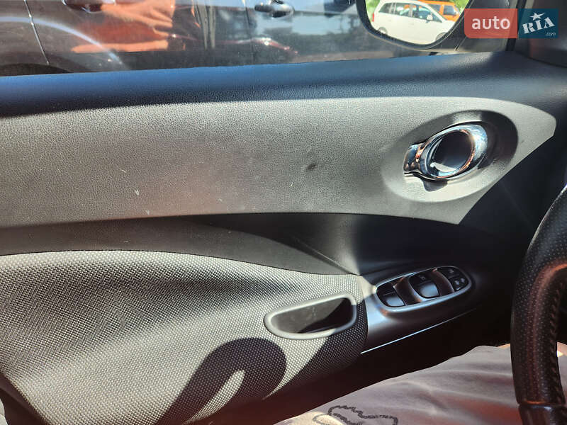 Позашляховик / Кросовер Nissan Juke 2012 в Києві