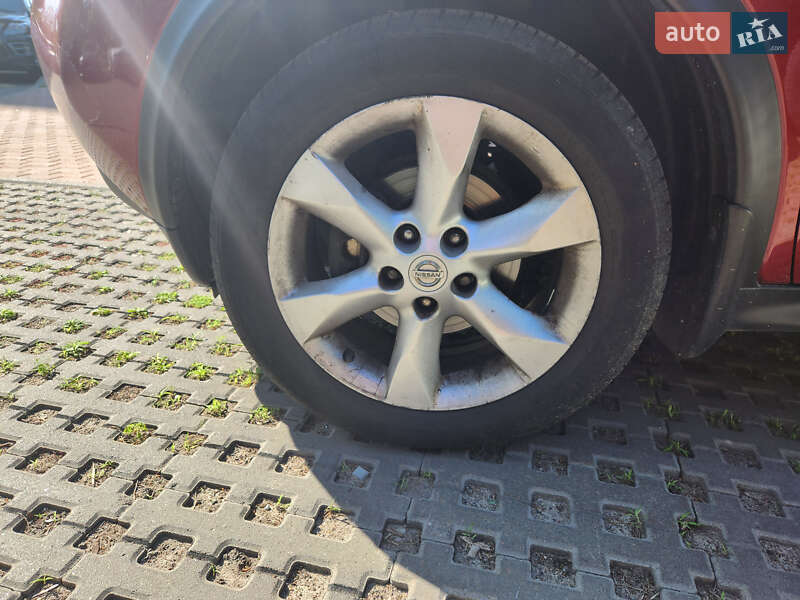 Позашляховик / Кросовер Nissan Juke 2012 в Києві