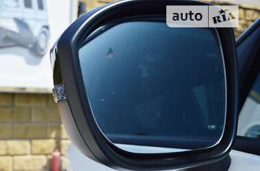Позашляховик / Кросовер Nissan Juke 2022 в 