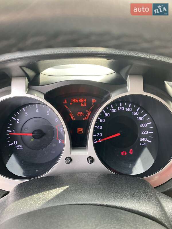 Внедорожник / Кроссовер Nissan Juke 2012 в Гайвороне