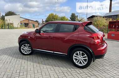 Внедорожник / Кроссовер Nissan Juke 2013 в 