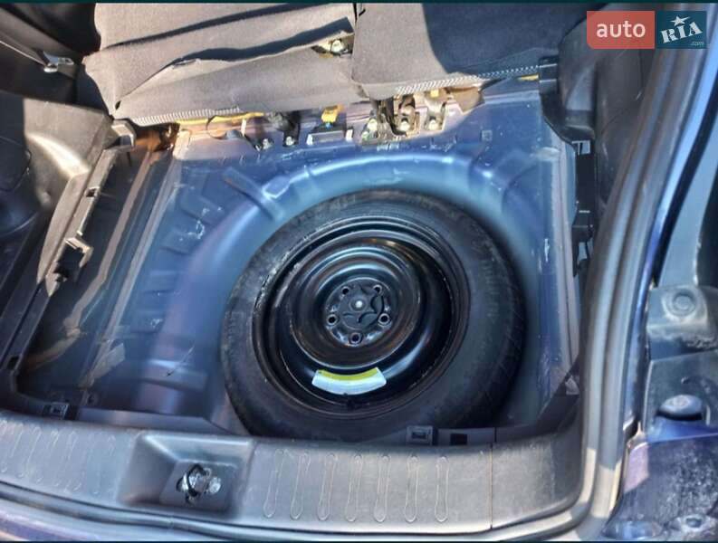 Внедорожник / Кроссовер Nissan Juke 2015 в Львове