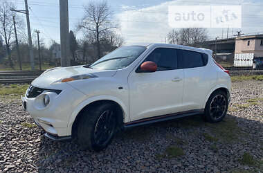 Позашляховик / Кросовер Nissan Juke 2013 в Львові