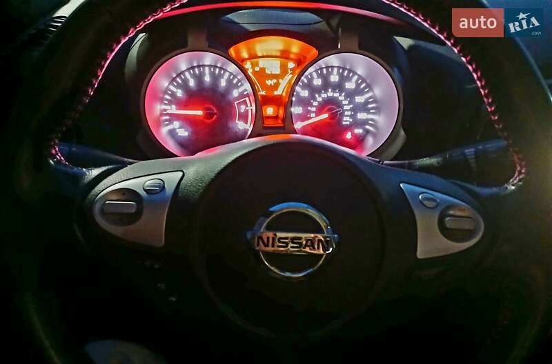 Позашляховик / Кросовер Nissan Juke 2015 в Києві