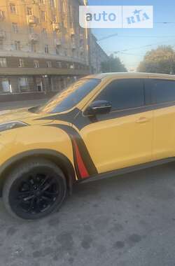 Внедорожник / Кроссовер Nissan Juke 2017 в Днепре