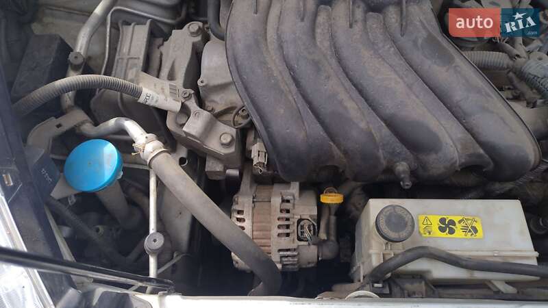 Позашляховик / Кросовер Nissan Juke 2011 в Новомосковську фото 19 Позашляховик / Кросовер Nissan Juke 2011 в Новомосковську