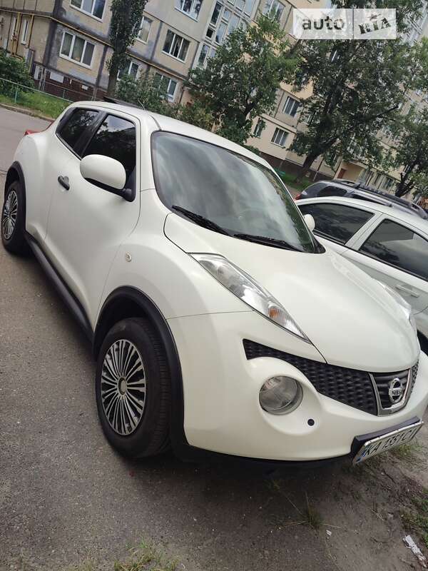 Позашляховик / Кросовер Nissan Juke 2011 в Києві