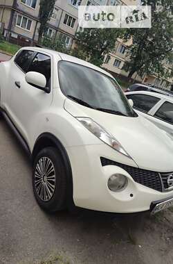 Позашляховик / Кросовер Nissan Juke 2011 в Києві