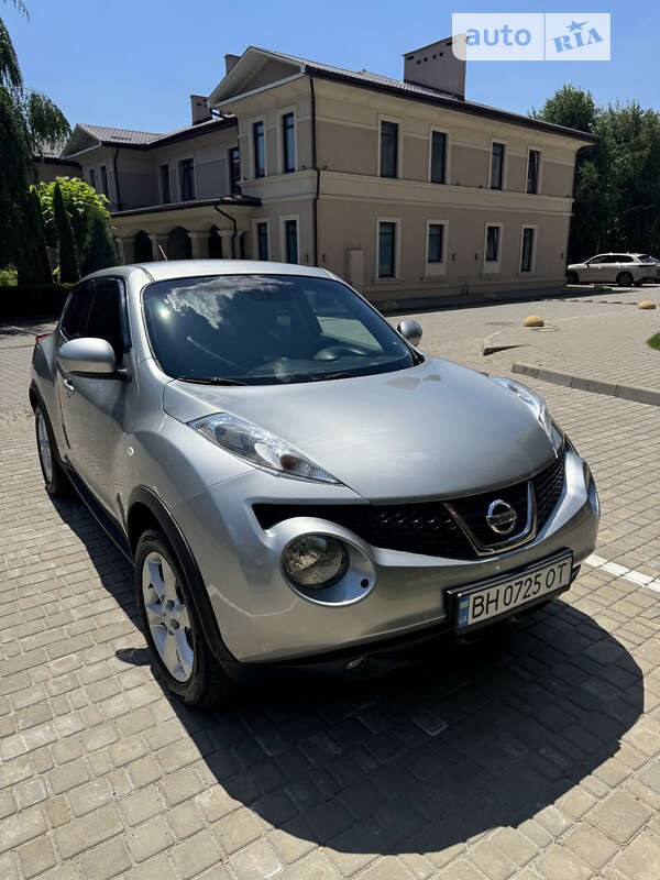 Позашляховик / Кросовер Nissan Juke 2011 в Одесі