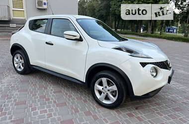 Позашляховик / Кросовер Nissan Juke 2019 в 