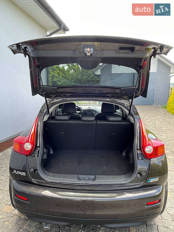 Внедорожник / Кроссовер Nissan Juke 2011 в Дублянах