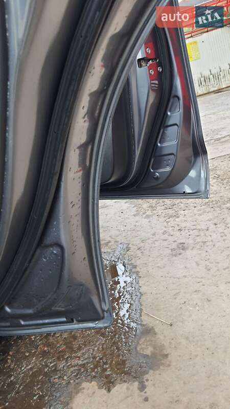 Позашляховик / Кросовер Nissan Juke 2012 в Кривому Розі