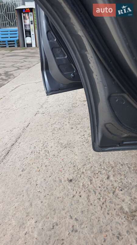 Позашляховик / Кросовер Nissan Juke 2012 в Кривому Розі