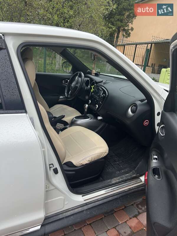 Позашляховик / Кросовер Nissan Juke 2012 в Городку