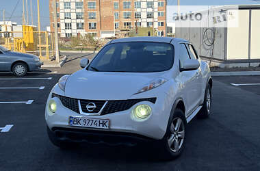 Внедорожник / Кроссовер Nissan Juke 2013 в Ровно