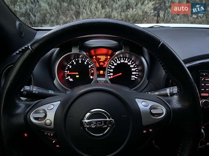 Позашляховик / Кросовер Nissan Juke 2015 в Дніпрі