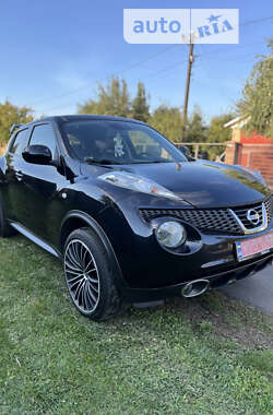 Внедорожник / Кроссовер Nissan Juke 2010 в Луцке