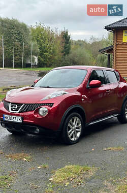 Внедорожник / Кроссовер Nissan Juke 2012 в Дубно