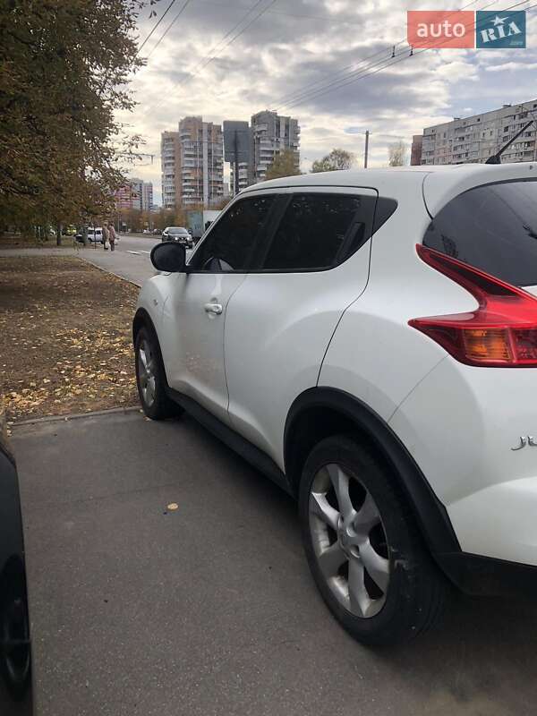 Внедорожник / Кроссовер Nissan Juke 2012 в Харькове