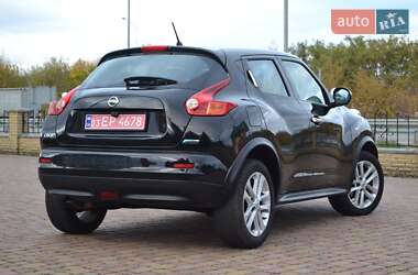 Внедорожник / Кроссовер Nissan Juke 2010 в Хороле