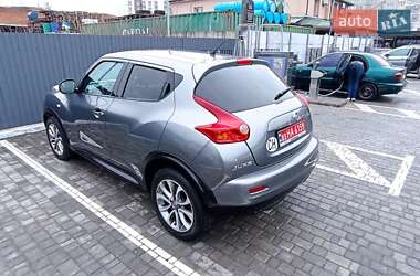 Внедорожник / Кроссовер Nissan Juke 2013 в 