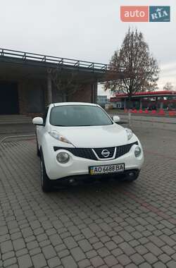 Позашляховик / Кросовер Nissan Juke 2011 в Мукачевому