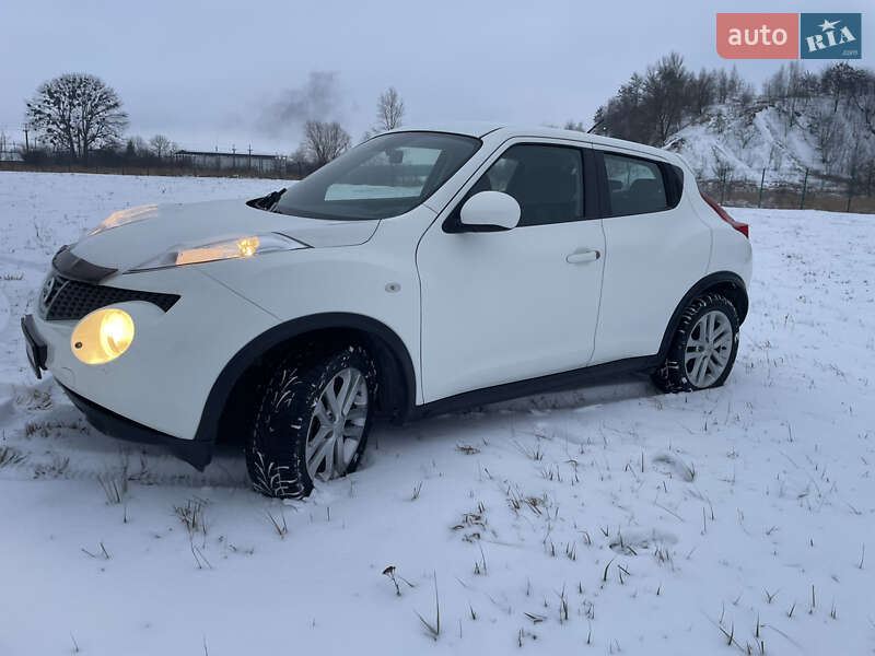 Позашляховик / Кросовер Nissan Juke 2013 в Нововолинську