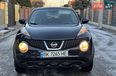 Позашляховик / Кросовер Nissan Juke 2010 в Луцьку