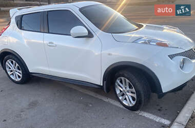 Внедорожник / Кроссовер Nissan Juke 2013 в 