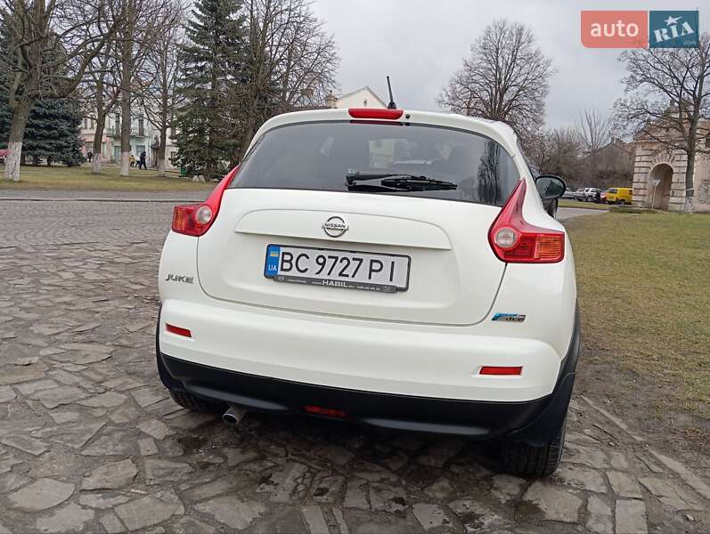 Позашляховик / Кросовер Nissan Juke 2011 в Львові