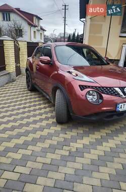 Позашляховик / Кросовер Nissan Juke 2016 в 