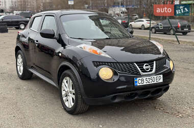 Позашляховик / Кросовер Nissan Juke 2014 в Києві