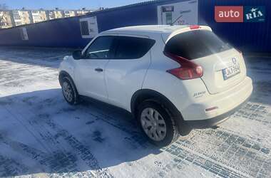 Внедорожник / Кроссовер Nissan Juke 2013 в 