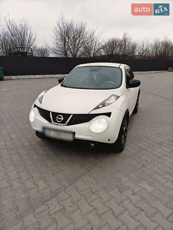 Внедорожник / Кроссовер Nissan Juke 2013 в Черновцах