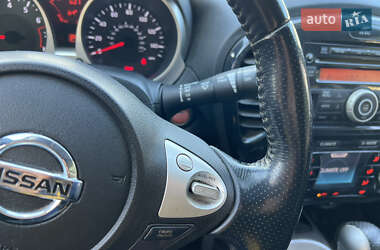 Внедорожник / Кроссовер Nissan Juke 2011 в 