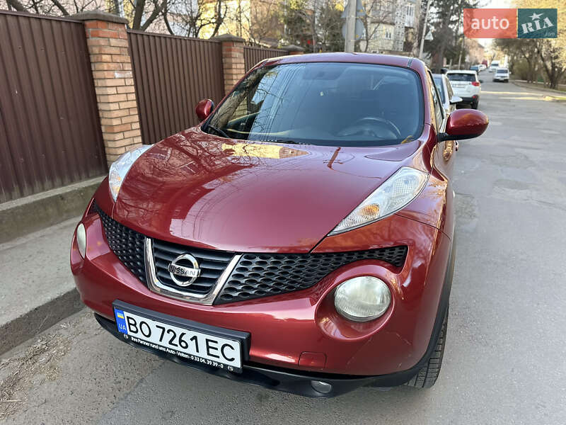 Позашляховик / Кросовер Nissan Juke 2011 в Чернівцях