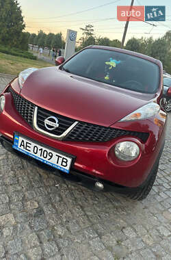 Внедорожник / Кроссовер Nissan Juke 2014 в 