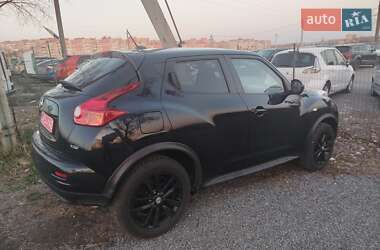 Внедорожник / Кроссовер Nissan Juke 2011 в 
