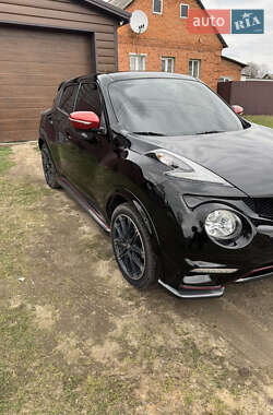 Позашляховик / Кросовер Nissan Juke 2015 в 