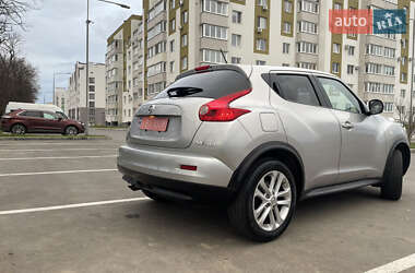 Внедорожник / Кроссовер Nissan Juke 2011 в 