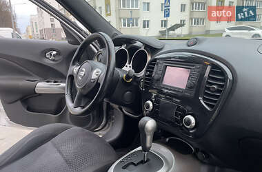 Внедорожник / Кроссовер Nissan Juke 2011 в 